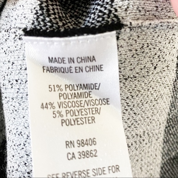 THEORY Black & White Plaid Crop Top Heavy Material Medium LIKE NEW - Picture 6 of 7